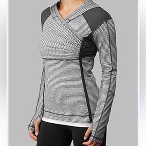 Lululemon Think Fast Hoodie Tonka Stripe top size 4
